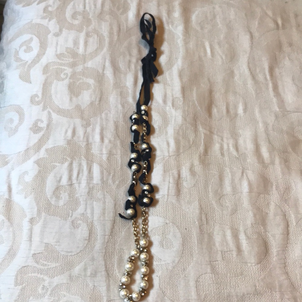 Women’s necklace-pearl and gold - Ann Taylor